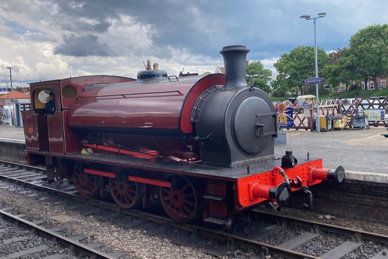 Hunslet 16″ 0-6-0ST No1589 ‘Newstead’ – North Norfolk Railway